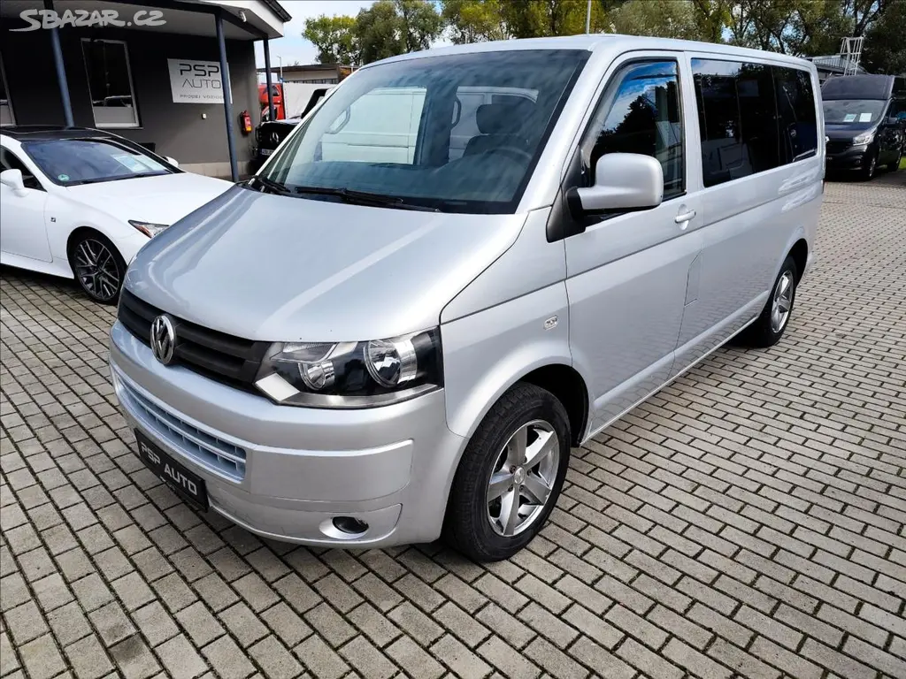 Volkswagen Caravelle, 2,5TDI 96KW FACE 8MÍST ALU KLI