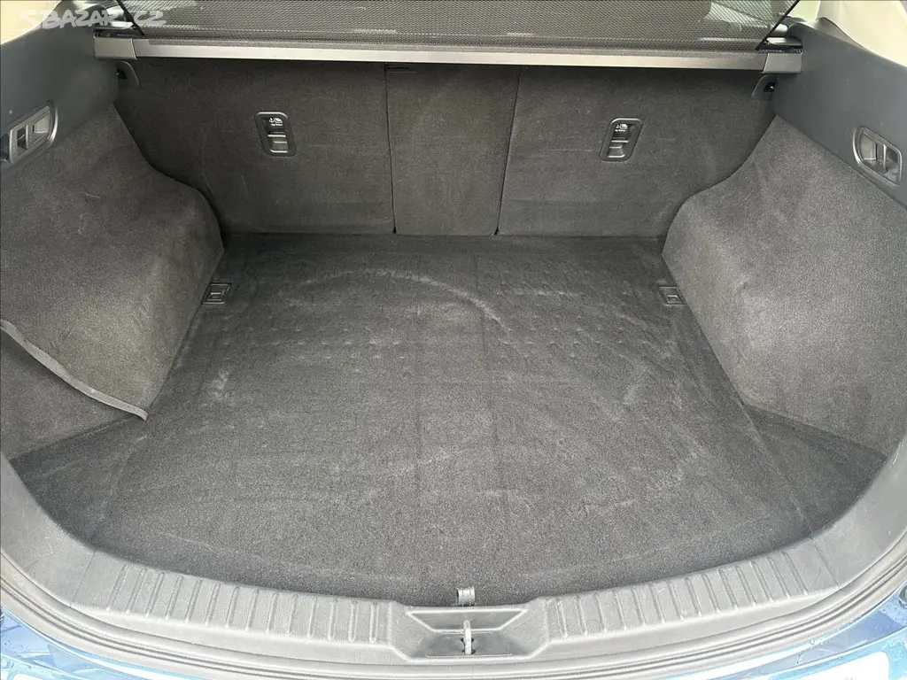Mazda CX-5, 2,0 4x4 Revolution - fotka 4