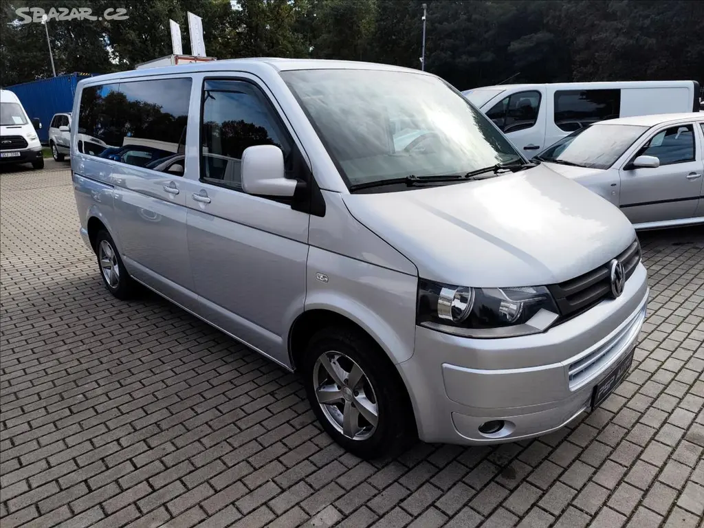 Volkswagen Caravelle, 2,5TDI 96KW FACE 8MÍST ALU KLI - fotka 5