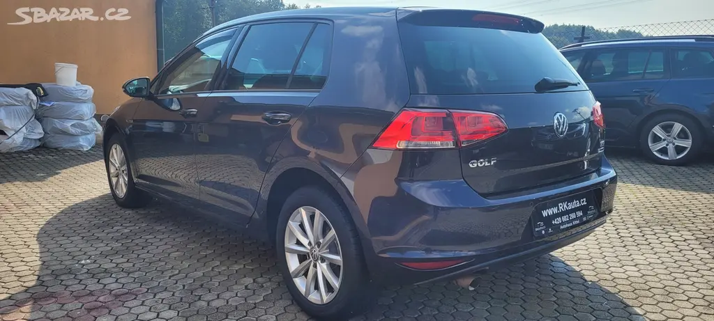 VW Golf 1,2 TSi 81kW benzín "Lounge" Bi-Xenony - fotka 6