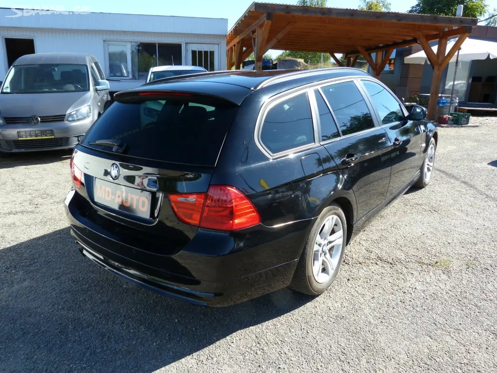 BMW Řada 3, 2.0 I 105 kw - fotka 5