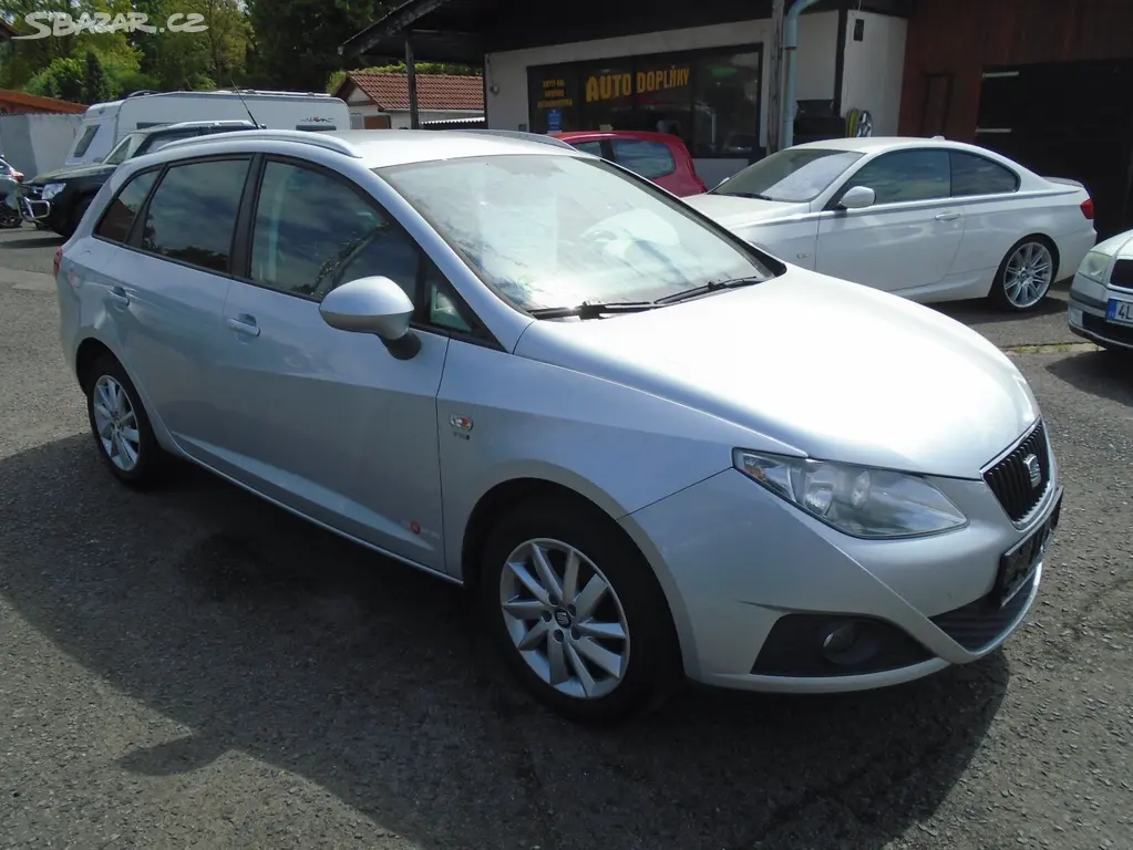 Seat Ibiza 1.2 TSI 77kW serv.kniha - fotka 2