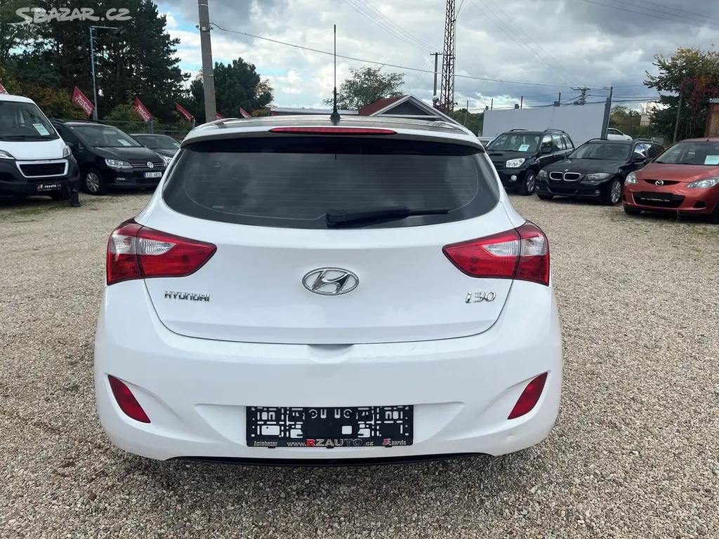 Hyundai i30, 1.6CRDi 81kW*PRAVID.SERVIS* - fotka 4