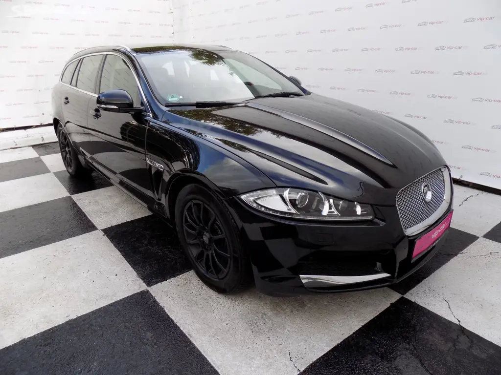 Jaguar XF, 2.2d/Bi-xenon/AT/NAVI/ - fotka 5