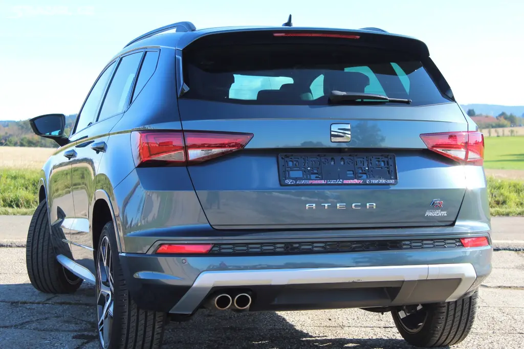 Seat Ateca FR 1.5 TSI 110kw 105000km úplný servis - fotka 4