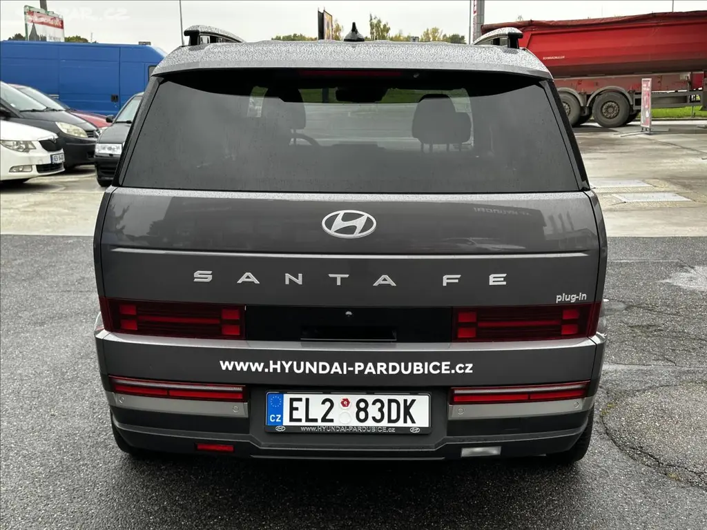 Hyundai Santa Fe, 1,6 PHEV STYLE PREMIUM 4X4 - fotka 5
