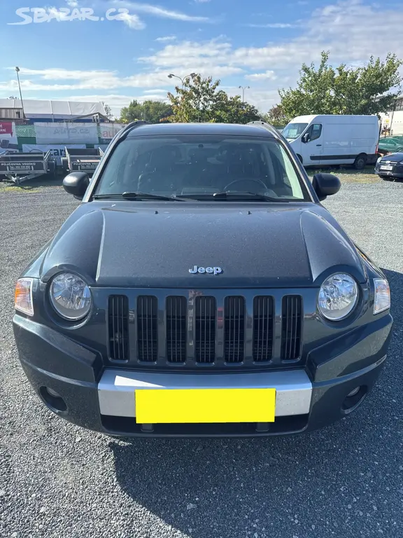 Jeep Compass 2.0 CRDi 4x4 103kW LIMITED - fotka 2