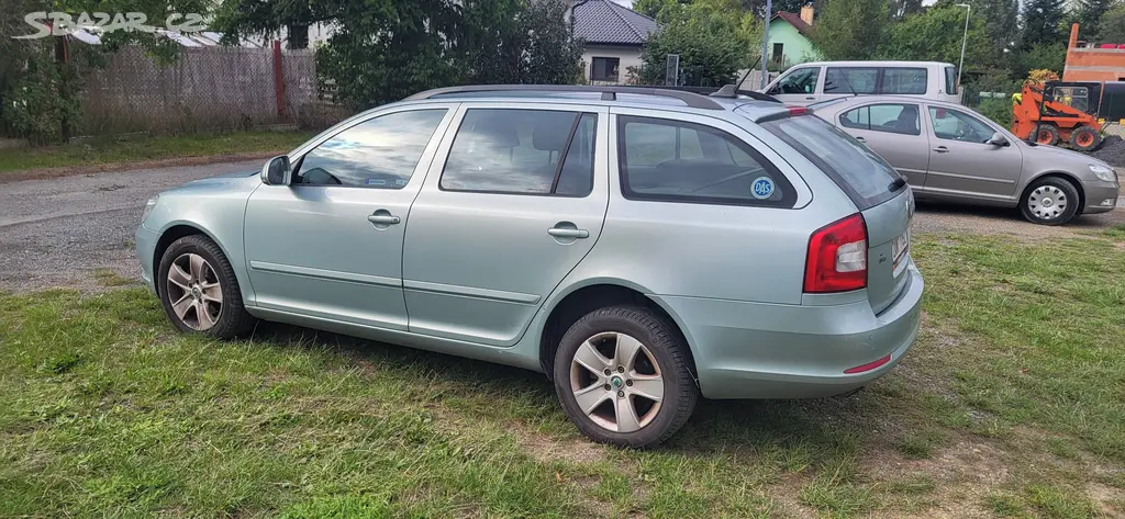Škoda Octavia combi 2.0 TDI 103 Kw Eegance CZ-TOP - fotka 5