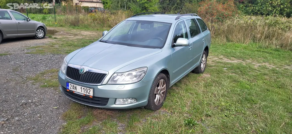 Škoda Octavia combi 2.0 TDI 103 Kw Eegance CZ-TOP - fotka 2