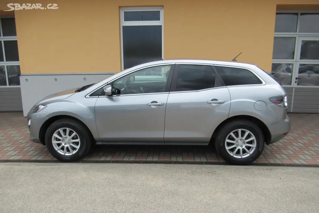 Mazda CX-7, 2.2 CD 4WD AUT. KLIMA TAŽNÉ - fotka 6