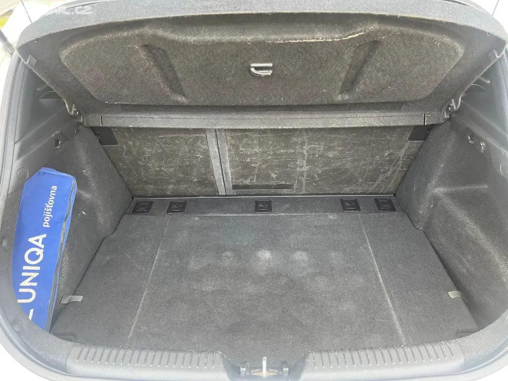 Hyundai i30, 1.6CRDi 81kW*PRAVID.SERVIS* - fotka 6