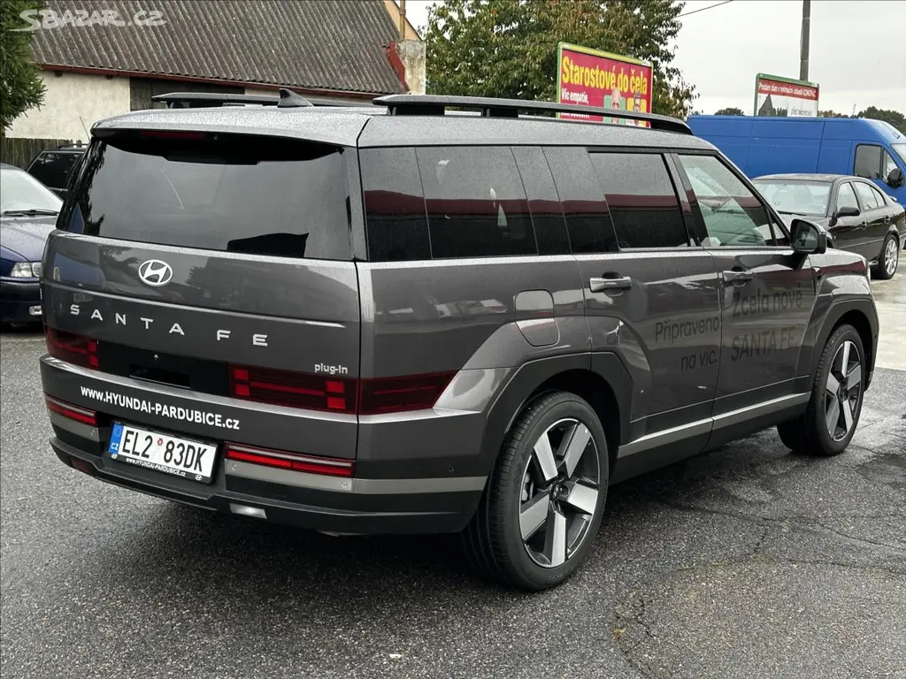 Hyundai Santa Fe, 1,6 PHEV STYLE PREMIUM 4X4 - fotka 6