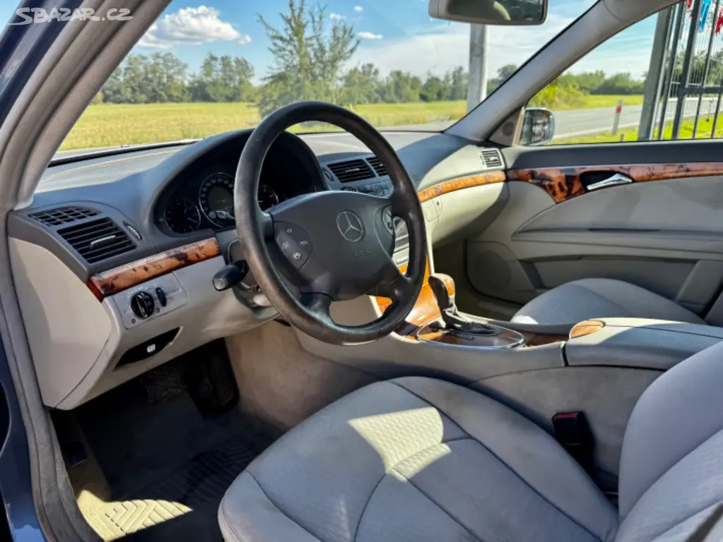 Mercedes-Benz E 280 CDI, ELEGANCE,140 KW,r.v. 2006 - fotka 4