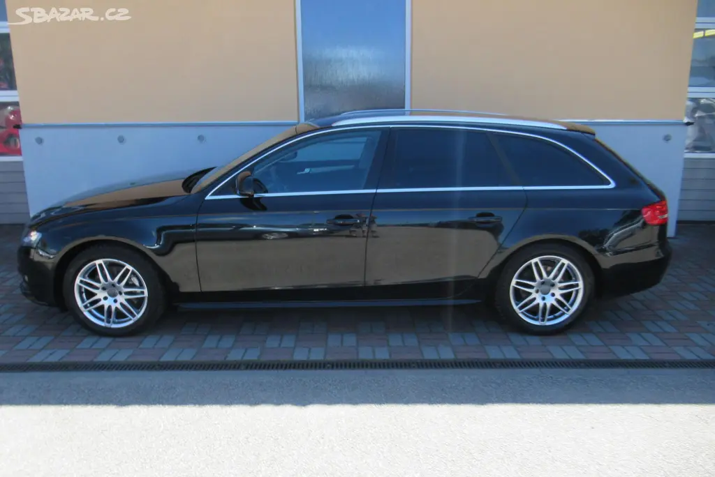 Audi A4, 2.0 TDI AUT. KLIMA - fotka 6