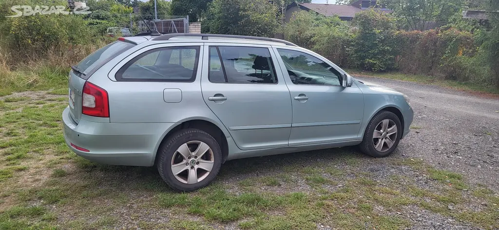 Škoda Octavia combi 2.0 TDI 103 Kw Eegance CZ-TOP - fotka 3