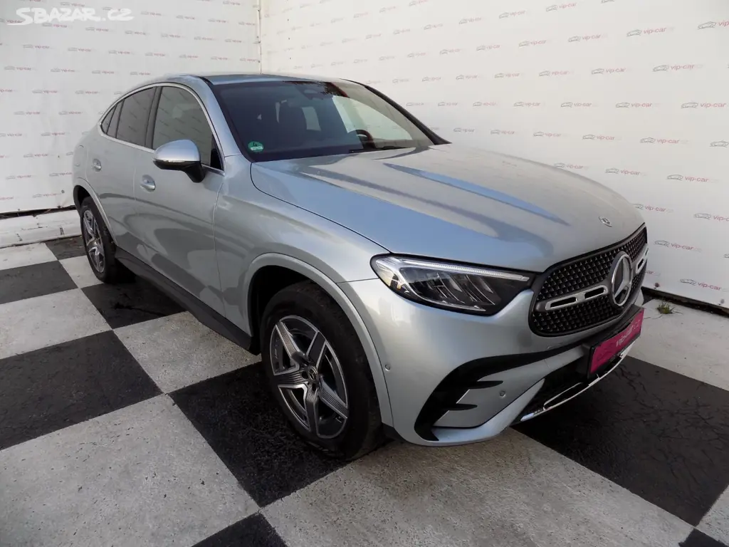 Mercedes-Benz GLC, 300e/AMG/4Matic/DPH/LED/ - fotka 2