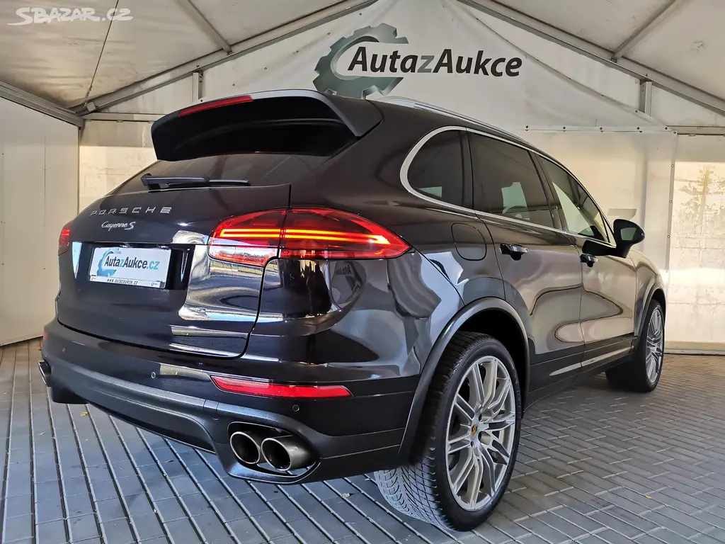 Porsche Cayenne, S LED PANO BT 1MAJITEL SERVIS - fotka 2