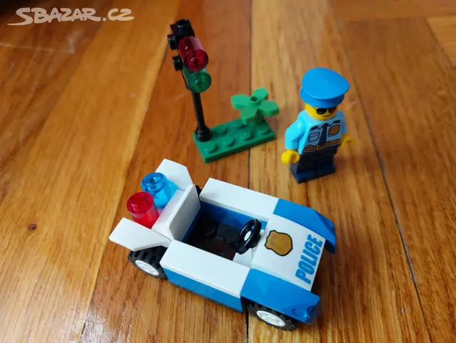 Lego City Juniors 30339: Hlídka u semaforu Praha, Košíře Bazar