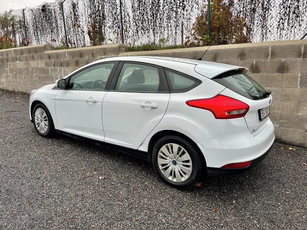 FORD FOCUS 1.6 TDCI MK3 - fotka 4
