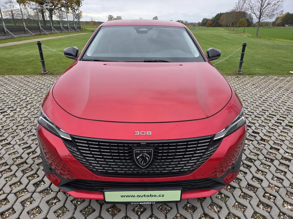 Peugeot 308, SW 1.2 PT 96 kW 130 Allure CZ - fotka 2