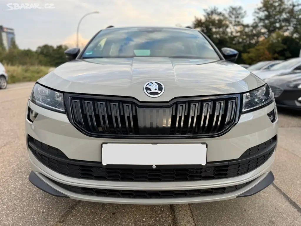 Škoda Karoq Sportline 1.5 TSI DSG 4x2 - 150 PS - fotka 2