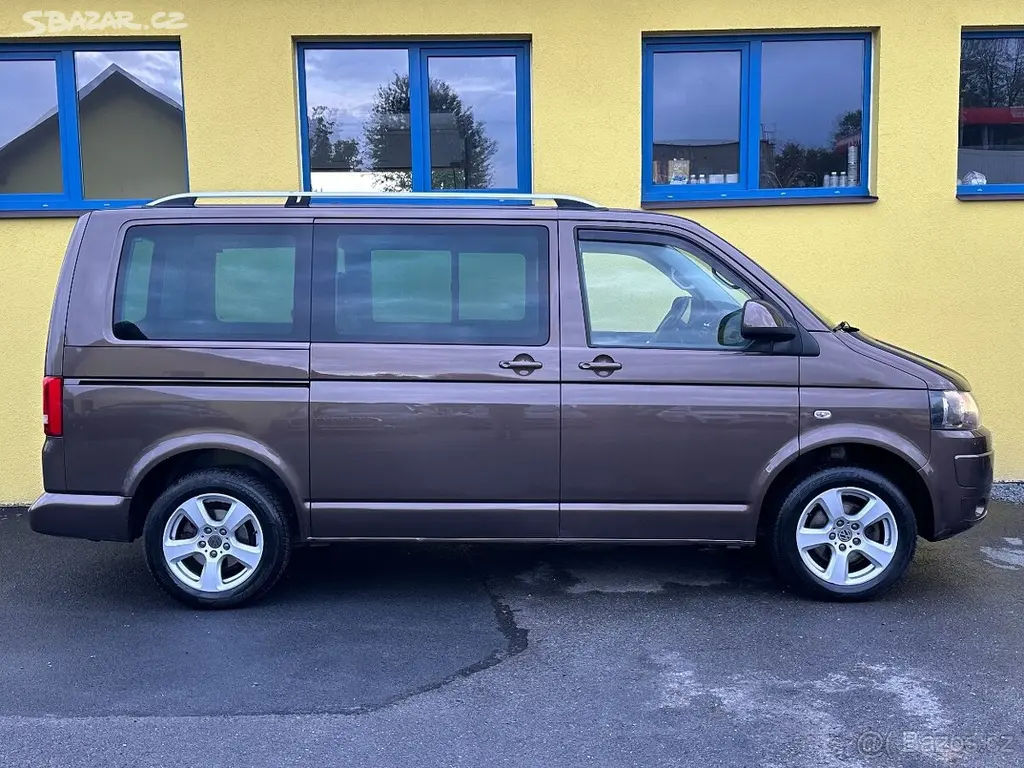 Volkswagen Multivan 2.0TDI/103kW / 7.Míst r.v.2009 - fotka 3