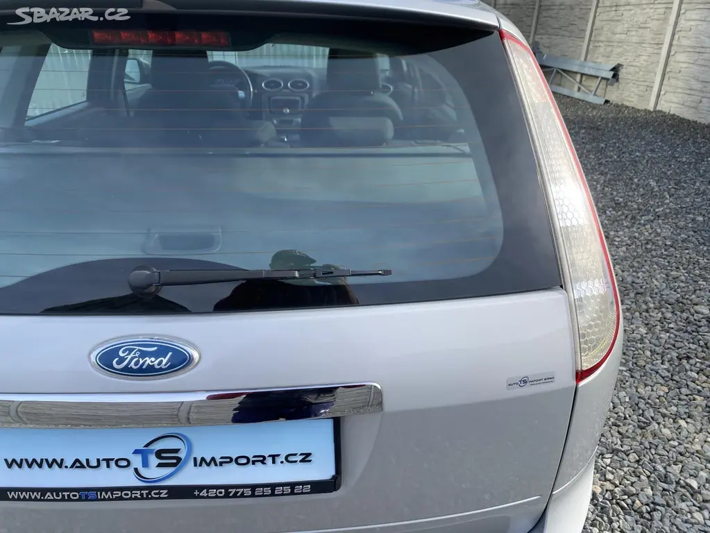 Ford Focus 2.0i 145PS LPG FORD COMBI TOP! - fotka 5