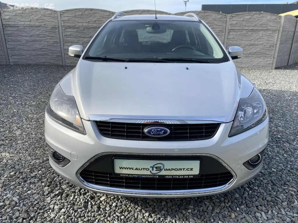 Ford Focus 2.0i 145PS LPG FORD COMBI TOP! - fotka 4