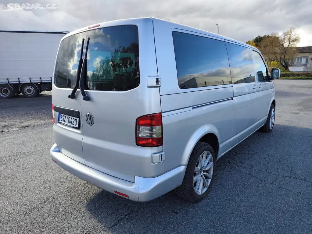 Volkswagen T5 Caravelle, 2.5 TDI 128 kW 4x4 - fotka 5