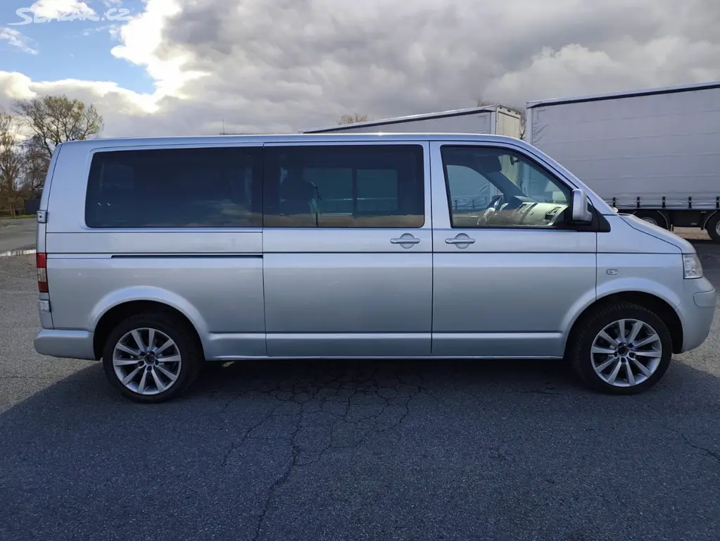 Volkswagen T5 Caravelle, 2.5 TDI 128 kW 4x4 - fotka 4