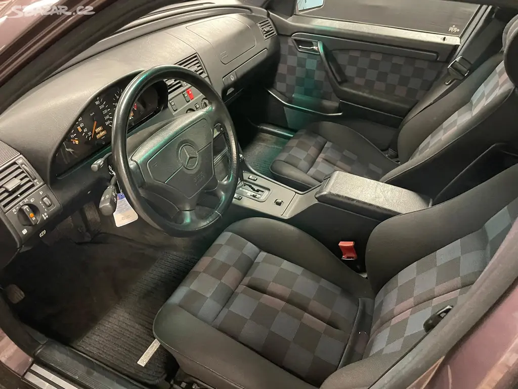 Mercedes-Benz Třídy C, 280E , W202 sport - fotka 5