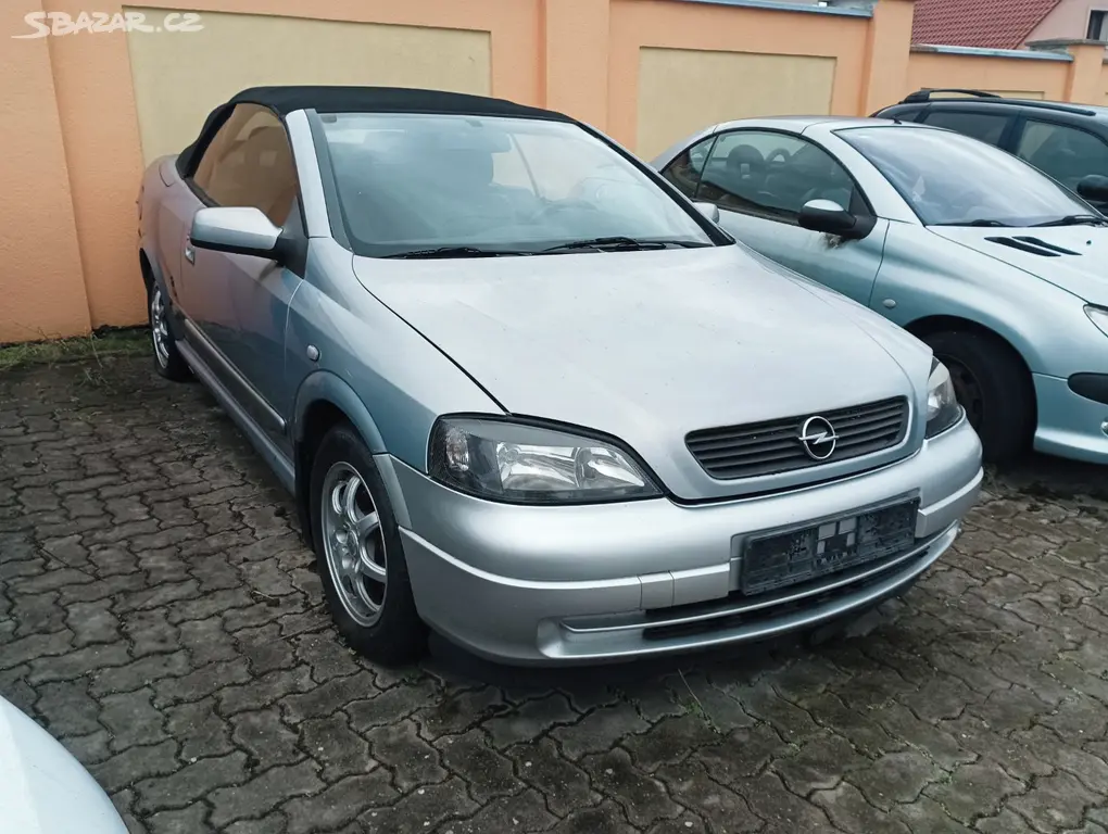 Opel Astra Cabrio - fotka 3