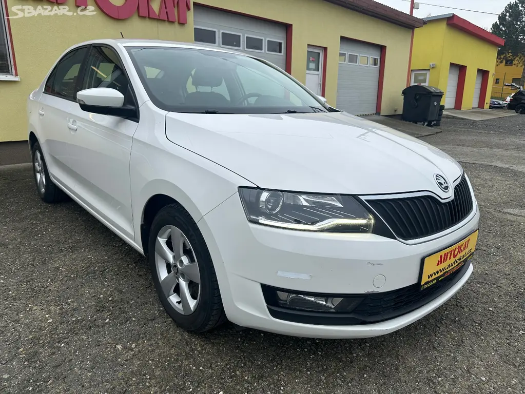 Škoda Rapid 1.4 TSI DSG/1MAJ/CZ/DPH/Výhřev