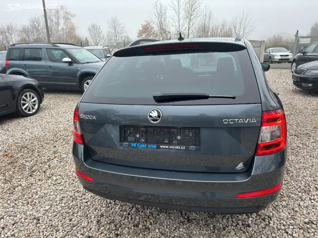 Škoda Octavia 2.0 Tdi 110kw r.v.2015, Serviska - fotka 6