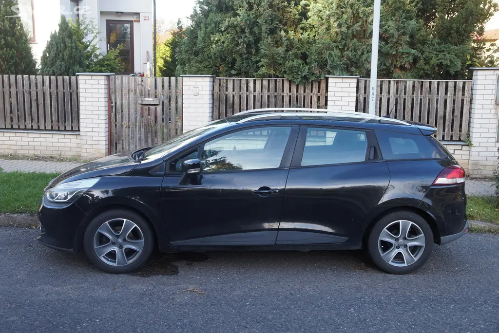 Renault Clio 1,5 dCi 66kW, r.v. 6/2013, 183000km - fotka 4