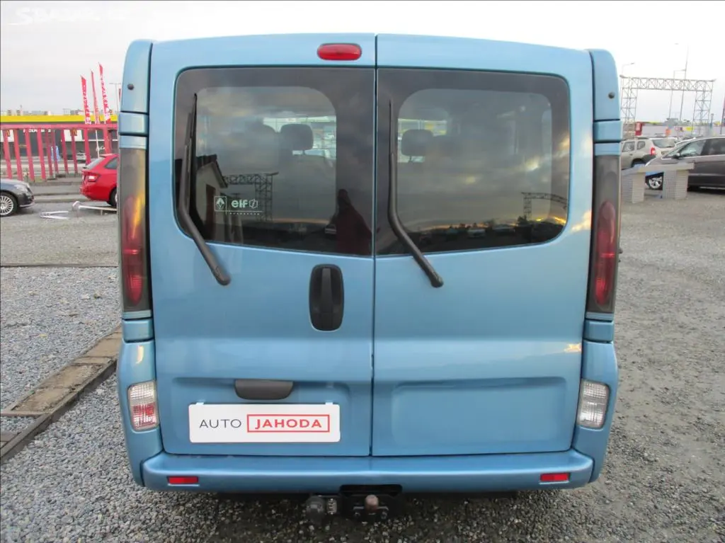 Renault Trafic, 2,5 DCi, 8 míst, klima, tažné, - fotka 6