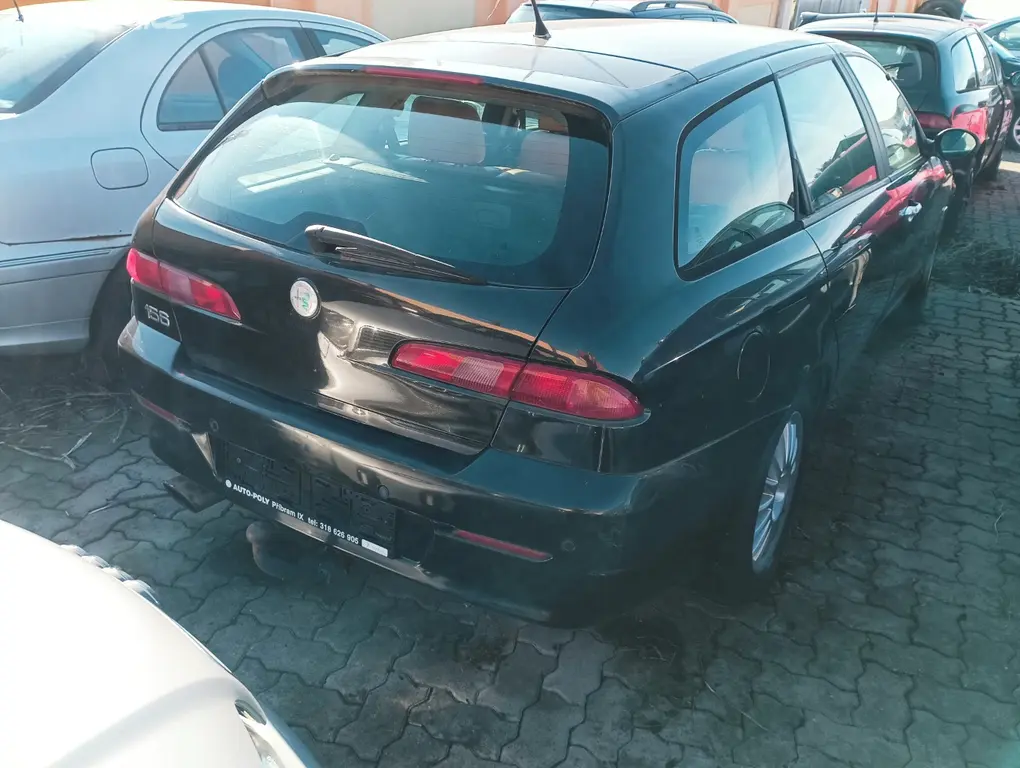 Alfa Romeo 156 combi - fotka 3