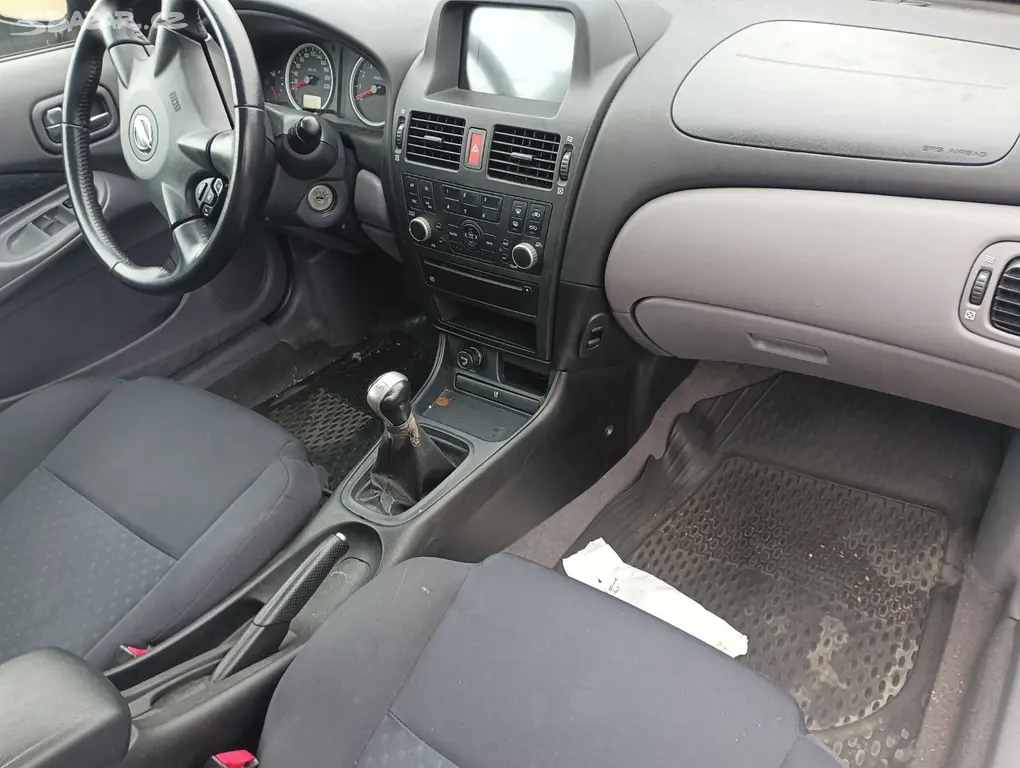 Nissan Almera - fotka 6