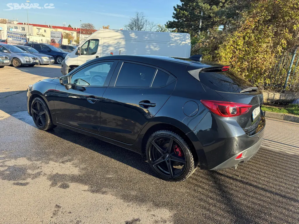 Mazda 3, 2.2D, 110kw Nefunkční Motor - fotka 3