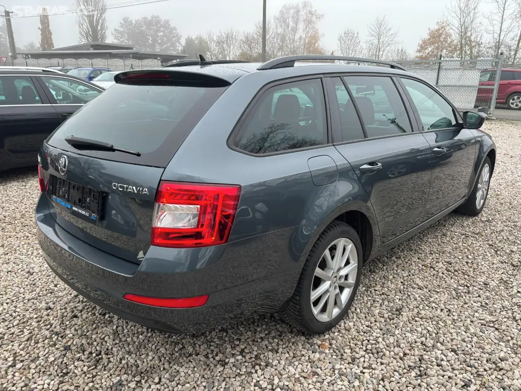 Škoda Octavia 2.0 Tdi 110kw r.v.2015, Serviska - fotka 5