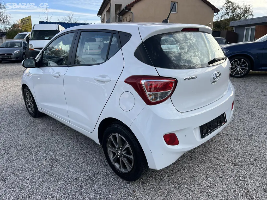 Hyundai i10, 1.0i 49kw, bohatá výbava - fotka 6