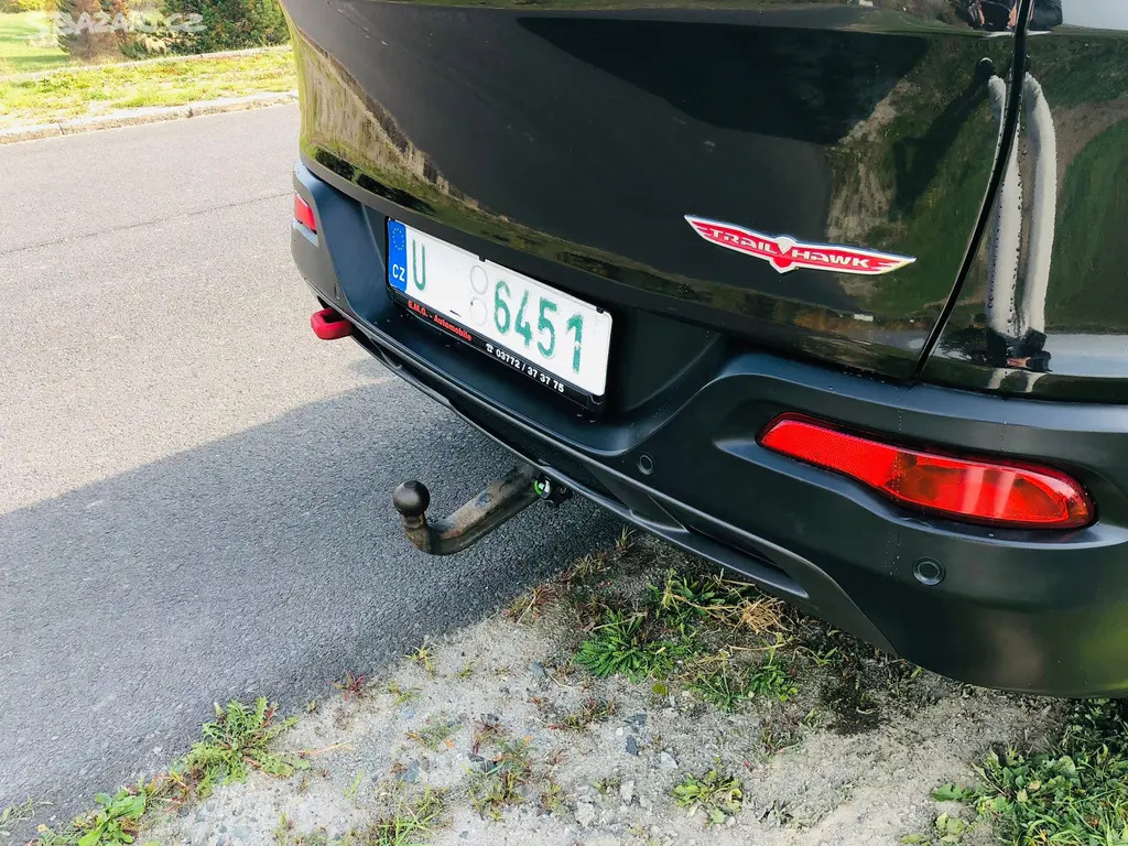 Jeep Cherokee, Trail rated 3.2 W6 - fotka 5