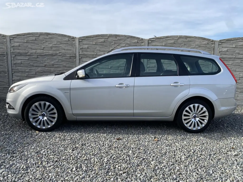 Ford Focus 2.0i 145PS LPG FORD COMBI TOP! - fotka 3