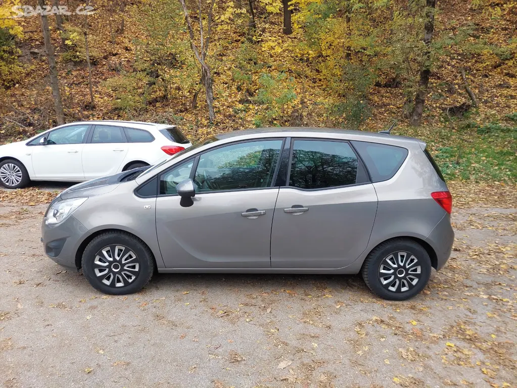 Opel Meriva B 1.4 16V, 88kw, rok 2011.. - fotka 2