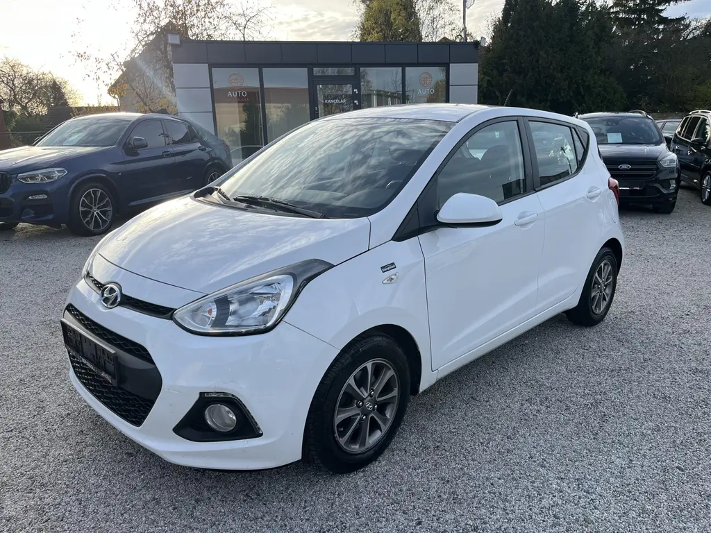 Hyundai i10, 1.0i 49kw, bohatá výbava - fotka 4