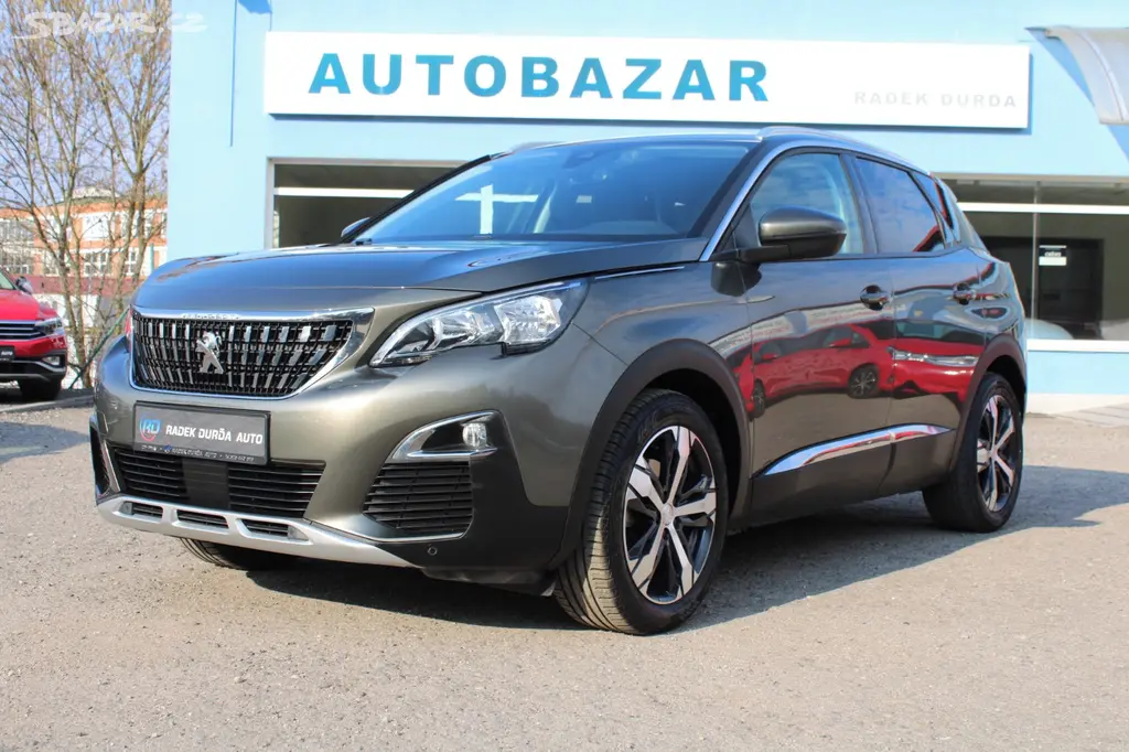 Peugeot 3008 1,2 PureTech 1.MAJ,ČR,ALLURE,2017