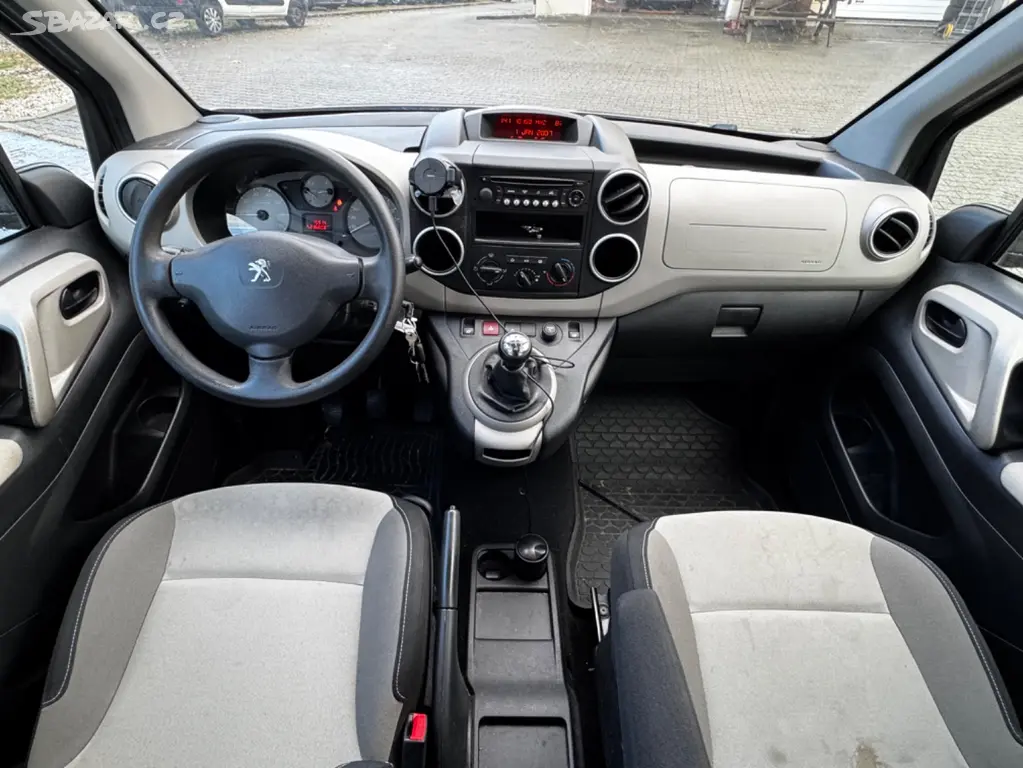 Peugeot Partner 1.6 HDI 68 kW, 2013, tažné, klima - fotka 6