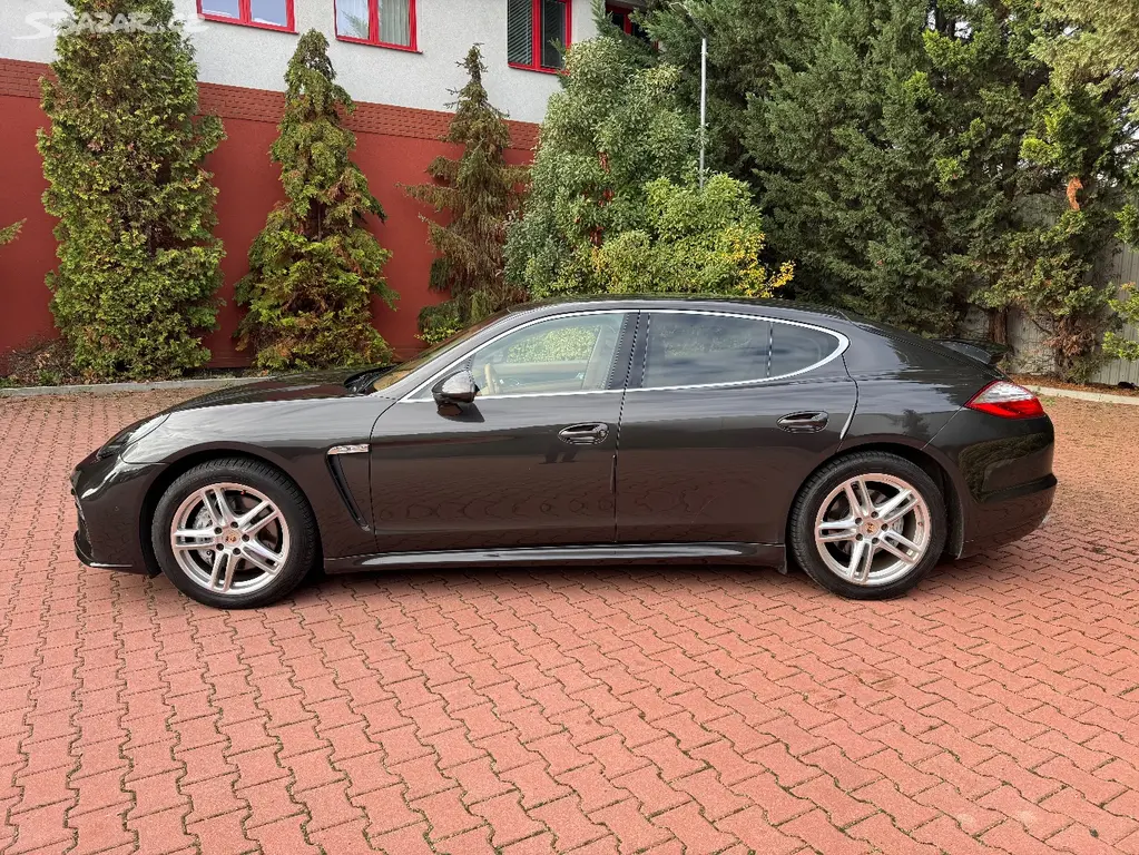 Porsche Panamera 4S 4.8 294kW,2012,ČR,DPH,Chrono. - fotka 3