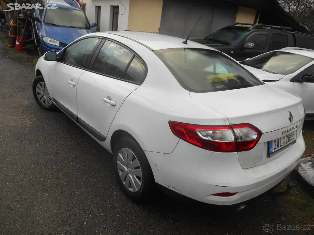Renault fluence 1,5dci 81kw najeto 218tis km - fotka 3