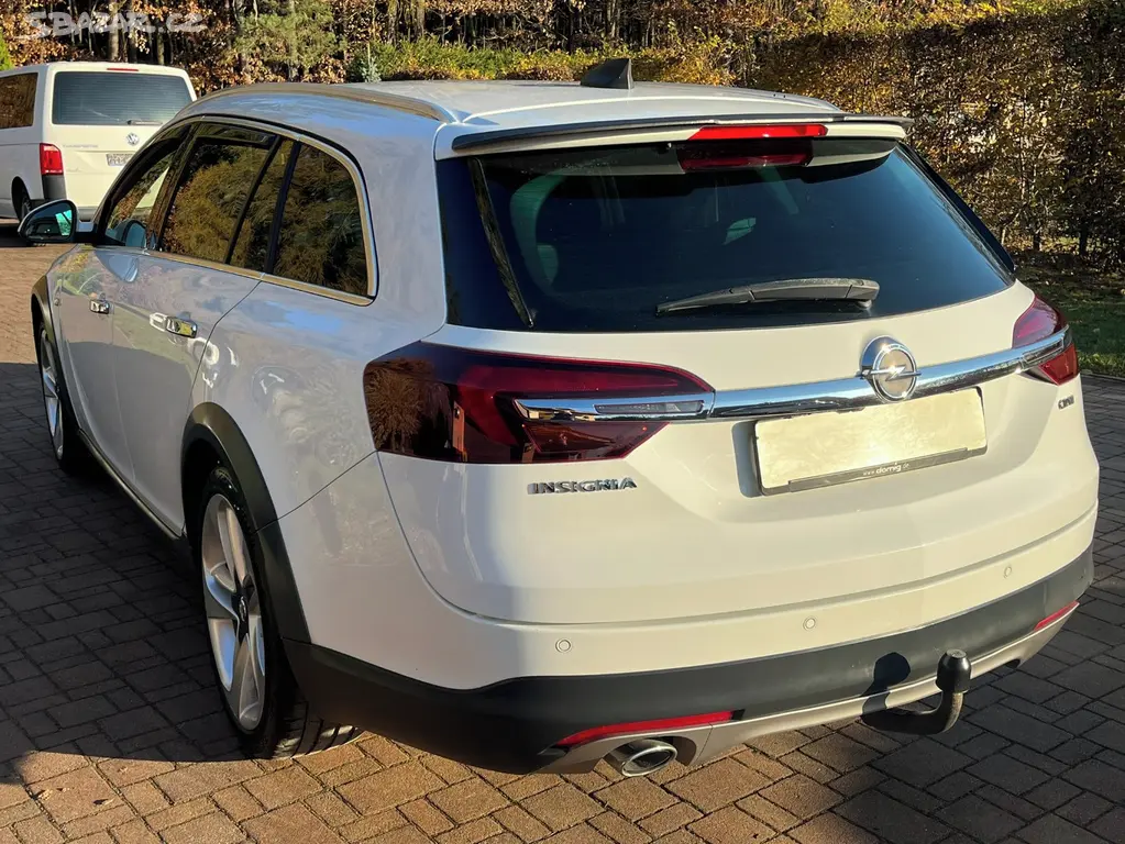 Opel Insignia Country 2.0 CDTI Xenon Navi Kamera - fotka 5